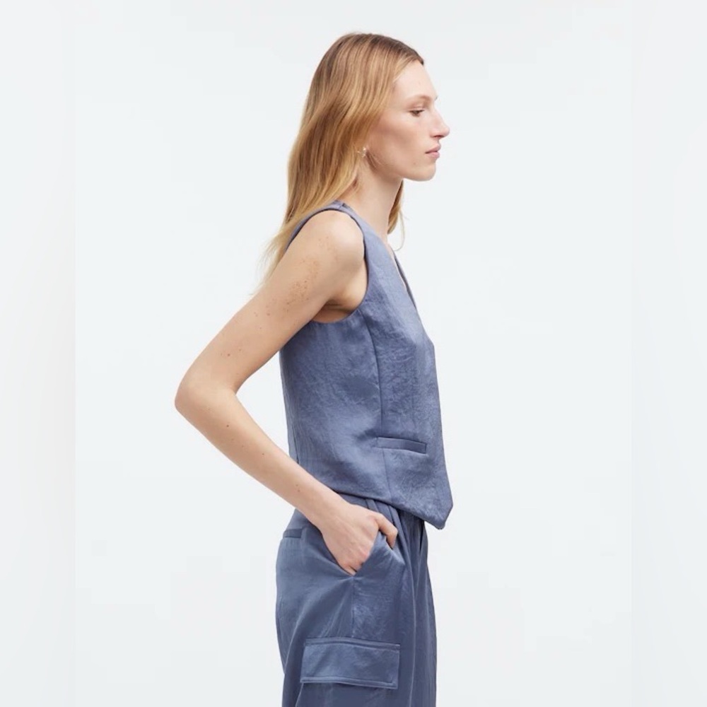 madewell button front vest top in sunfaded indigo - Picture 4 of 6